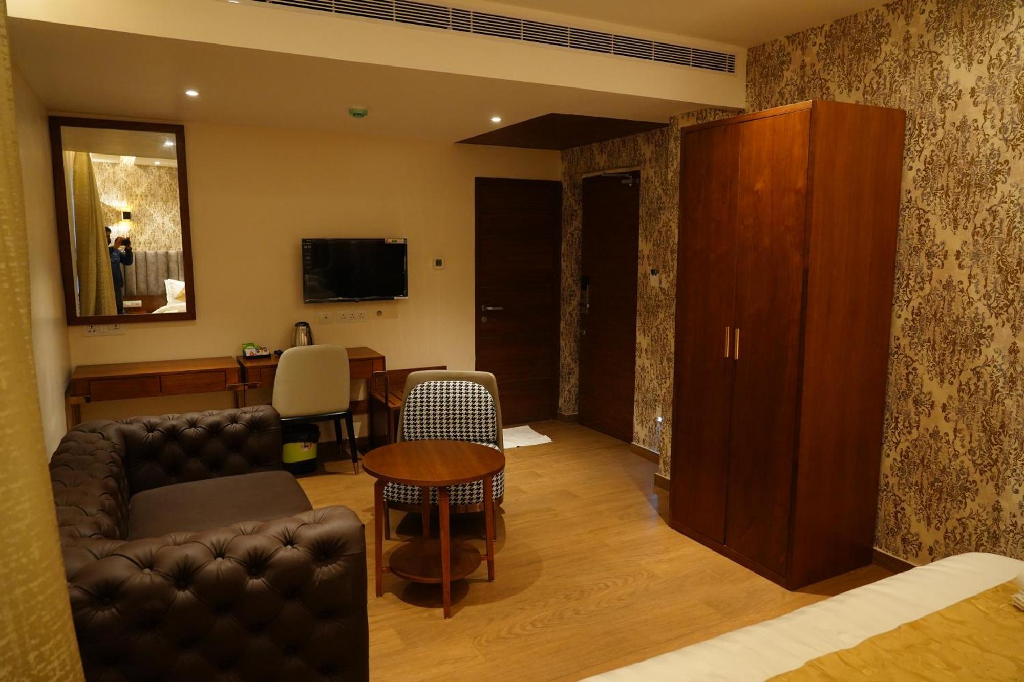 Hotel The Kings Park Grand-Near Us Consulate Čennai Exteriér fotografie